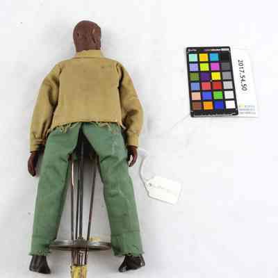 2017.54.50_Back: Copyright: Swedish American Museum; Origformat: 3D Artifact; Resolution: 300dpi