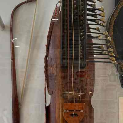 Instrument, Stringed